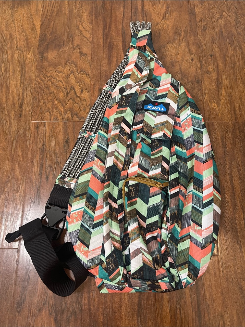 KAVU Original Rope Sling Bag Coastal Blocks Geometric Print Crossbody Backpack
